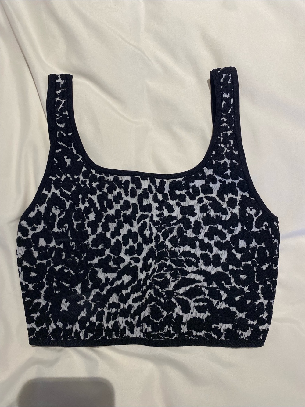Babaton Contour Leopard Knit Crop Tank